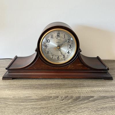 LOT 89F: Vintage Revere Clock Co Telechron Two Chime Mantel Clock