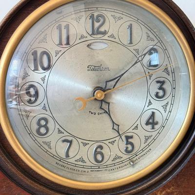 LOT 89F: Vintage Revere Clock Co Telechron Two Chime Mantel Clock