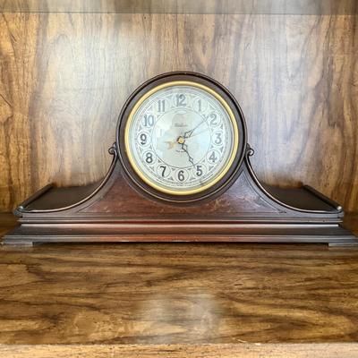 LOT 89F: Vintage Revere Clock Co Telechron Two Chime Mantel Clock