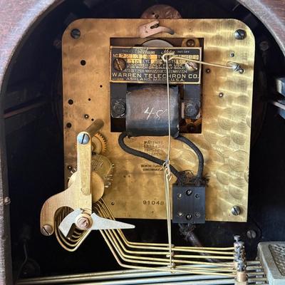 LOT 89F: Vintage Revere Clock Co Telechron Two Chime Mantel Clock