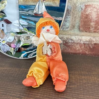 LOT 91F: Trinket collection: British Guard, Lighthouse Stained Glass, Dad's Shoes & More