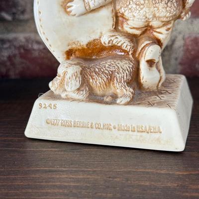 LOT 91F: Trinket collection: British Guard, Lighthouse Stained Glass, Dad's Shoes & More