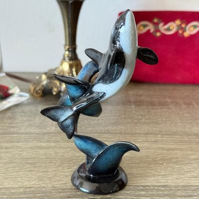 LOT 92F: Vintage Glass Shade Lamp, Abalone Fish, Magnifying Glass & More