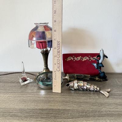 LOT 92F: Vintage Glass Shade Lamp, Abalone Fish, Magnifying Glass & More