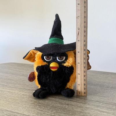 LOT 97K: Tiger Electronics / Hasbro Lemon Drop Shelby w/ Box & Limited Edition Autumn Furby