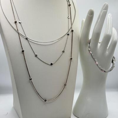 Sale Photo Thumbnail #425