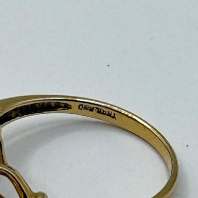LOT 108J: SCBS 14k Gold Ring size 8 (3.7g)
