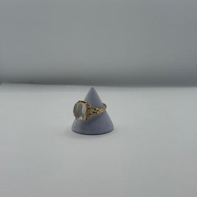 LOT 108J: SCBS 14k Gold Ring size 8 (3.7g)