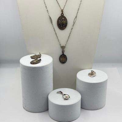 LOT 120J: Sterling Silver 925 Religious Pendants & More (18.49g)