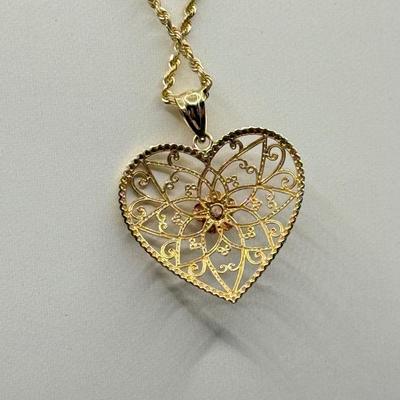 LOT 126J: 14kt Gold Heart Rose Pendant w/ 20" Chain (5.98g)