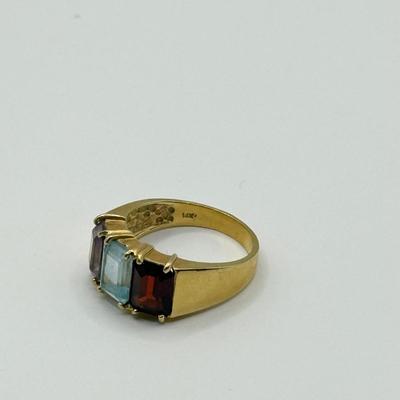LOT 127J: Size 8 14kt Gold Gemstone Ring (5.19g)