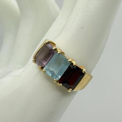 LOT 127J: Size 8 14kt Gold Gemstone Ring (5.19g)
