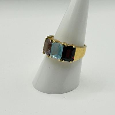 LOT 127J: Size 8 14kt Gold Gemstone Ring (5.19g)