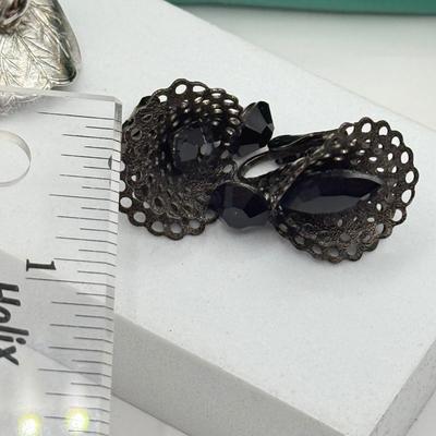 LOT 133J: Vintage Intaglio Earrings, Silvertone Leaf Earrings, Coin Purse & Black Clip EArrings