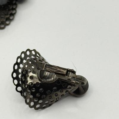 LOT 133J: Vintage Intaglio Earrings, Silvertone Leaf Earrings, Coin Purse & Black Clip EArrings