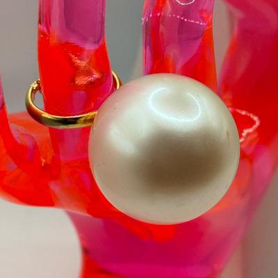 LOT 137J: "Pearl" Collection: Necklaces, Rings, Earrings & Bracelet