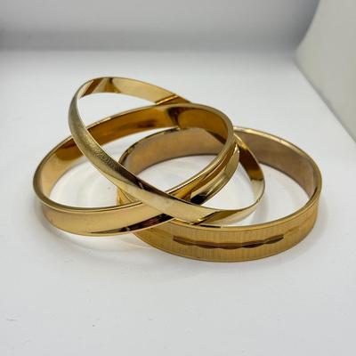 LOT 143J: Goldtone Jewelry: Dana Necklace, Napier Screwback Earrings & More