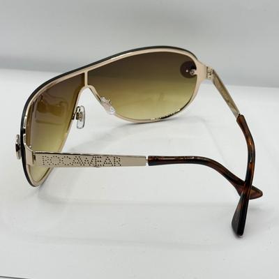 LOT 144J: Sunglasses: Betsey Johnson, Chico's & Rocawear