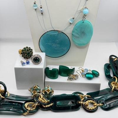 LOT 146: Teal & Turquoise Jewelry: Pendant Necklaces, Pierced Earrings & Rings incl Sara Coventry