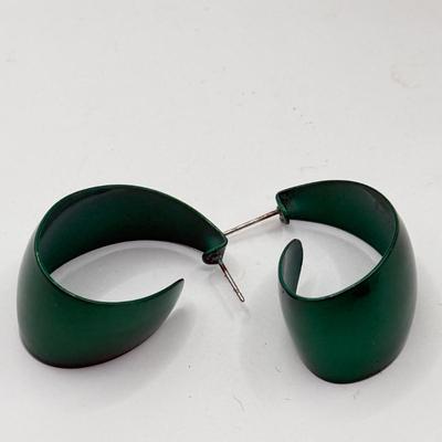 LOT 146: Teal & Turquoise Jewelry: Pendant Necklaces, Pierced Earrings & Rings incl Sara Coventry