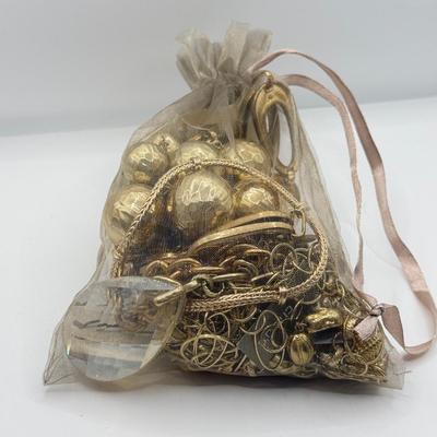 LOT 152J: Collection of Goldtone Fashion Necklaces: NY, Chico’s & More