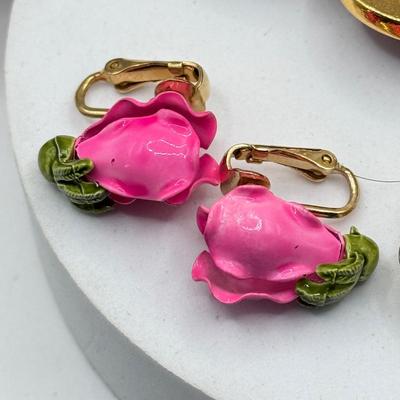 LOT 158J: Pink & Gold Tone Necklaces, Rings & Earrings