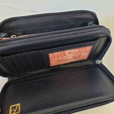 LOT 162Z: Wallets & Purses-Most New with Tags