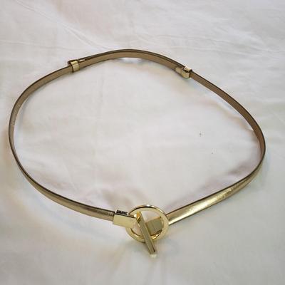 LOT 165Y: Collection of Ladies Scarves & Belts