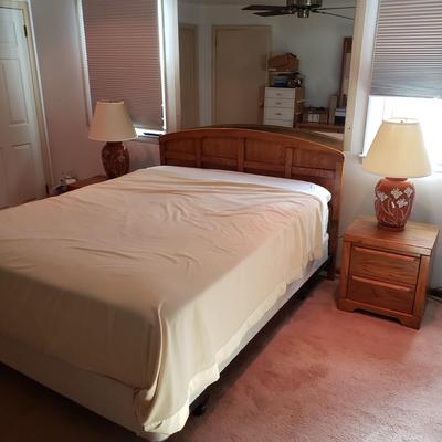 LOT 167Z: Bedroom Set: Two Nightstands with Matching Headboard & Pair of Lamps