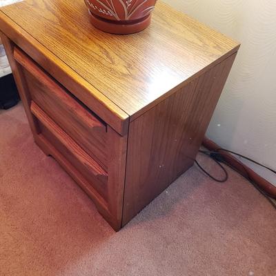 LOT 167Z: Bedroom Set: Two Nightstands with Matching Headboard & Pair of Lamps