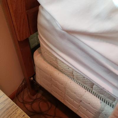 LOT 167Z: Bedroom Set: Two Nightstands with Matching Headboard & Pair of Lamps