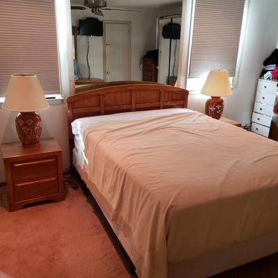 LOT 167Z: Bedroom Set: Two Nightstands with Matching Headboard & Pair of Lamps