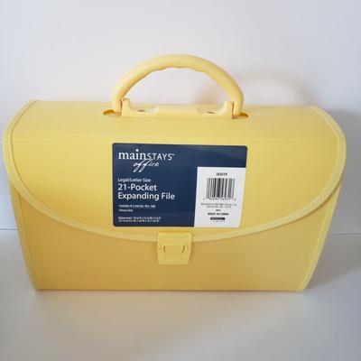 LOT 173Z: New in Box Desktop AC, Dust Daddy & Expanding File