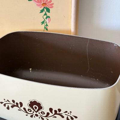 LOT 181L: Vintage West Bend Cream Brown Slow Cooker, Painted "Breakfast in Bed" Tray & Vintage Recipe Boxes