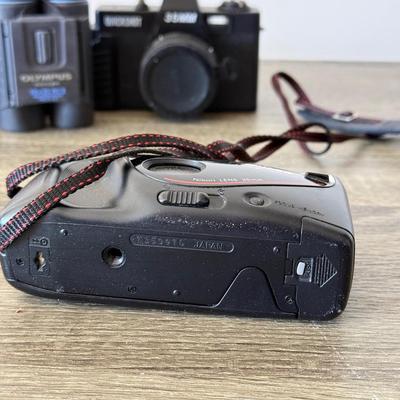 LOT 182K: Olympus 10x25 RCII Binoculars & 35mm Film Cameras: Quickshot & Nikon OneTouch 100