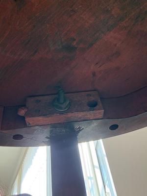 LOT 185L: Vintage Art Deco Style Pedestal Table