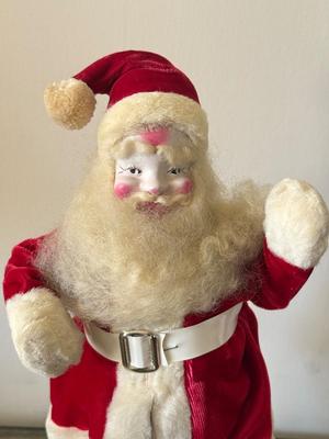 LOT 186L: Vintage 1960s Pale Santa & Sleeping Animated Musical Santa