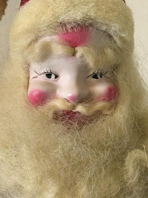 LOT 186L: Vintage 1960s Pale Santa & Sleeping Animated Musical Santa