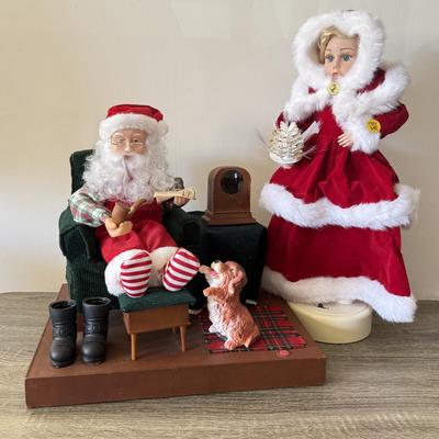 LOT 190L: North Pole Productions Animated Santa by His Radio w/ Box & Mrs. Claus Animated Figure