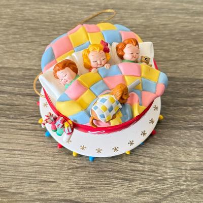 LOT 193L: Collection of Campbell's Soup Christmas Tree Ornaments w/ Vintage Tomato Soup Label Print Mugs