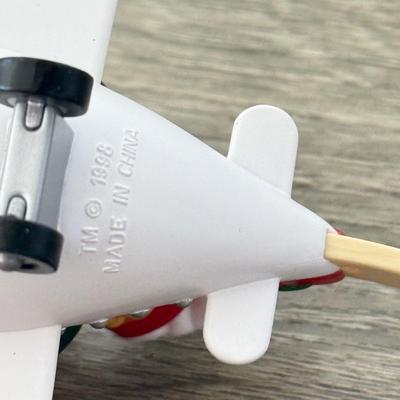 LOT 193L: Collection of Campbell's Soup Christmas Tree Ornaments w/ Vintage Tomato Soup Label Print Mugs