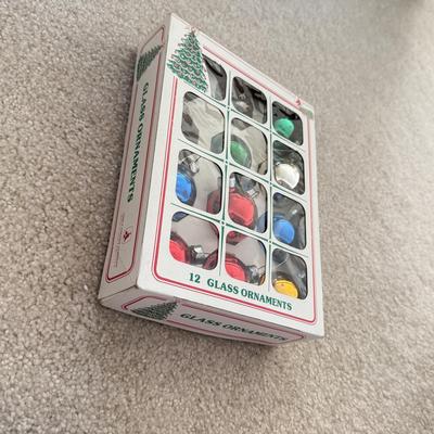 LOT 195L: Vintage & Modern Christmas Ornaments in Boxes
