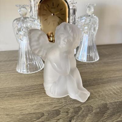 LOT 197H: Seiko Crystal Anniversary Clock, Angel Glass Figures, Crystal Vase & Frosted Glass Cherub