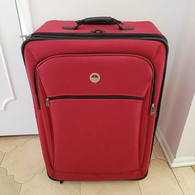 LOT 202D: Travelpro Rolling Suitcase & Carry On