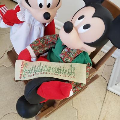 LOT 203D: Mickey & Minnie Holiday Animation in Box & Mickey Mouse Brass Band
