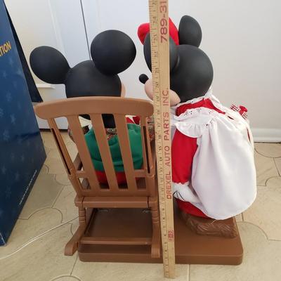 LOT 203D: Mickey & Minnie Holiday Animation in Box & Mickey Mouse Brass Band