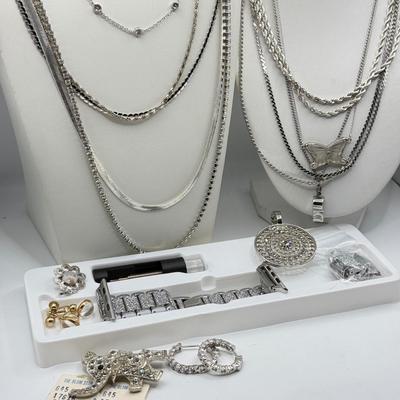 LOT 212J: Glam Apple Watch Band, Kramer NY Rhinestone Necklace, Elephant Pin, Butterfly Necklace & More