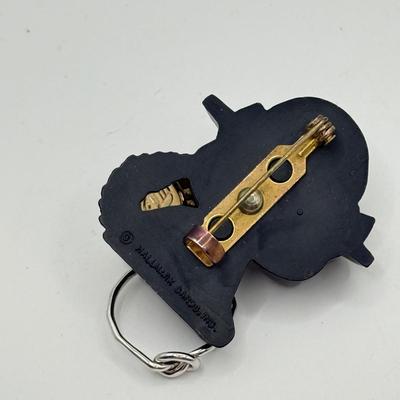 LOT 215J: Pins, Brooches, Rings: Hallmark Cat Witch Halloween Pin, Trifari Pin, Turtle Scatter Pins & More