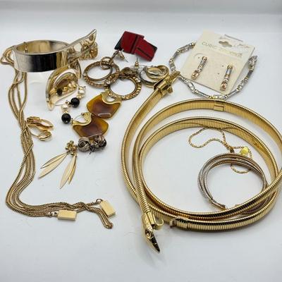 LOT 216J: Goldtone Snake Belt, Pierced Earrings, Matching CZ Earrings & Bracelet