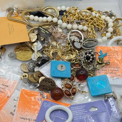 LOT 217J: Misc Craft / Repair Jewelry Lot